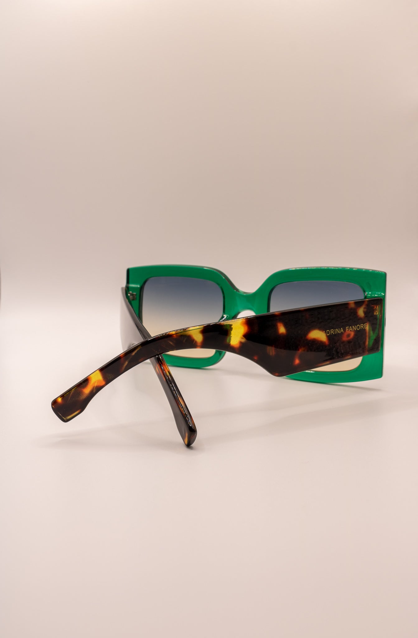"Zora" Green/Tortoise Sunglasses